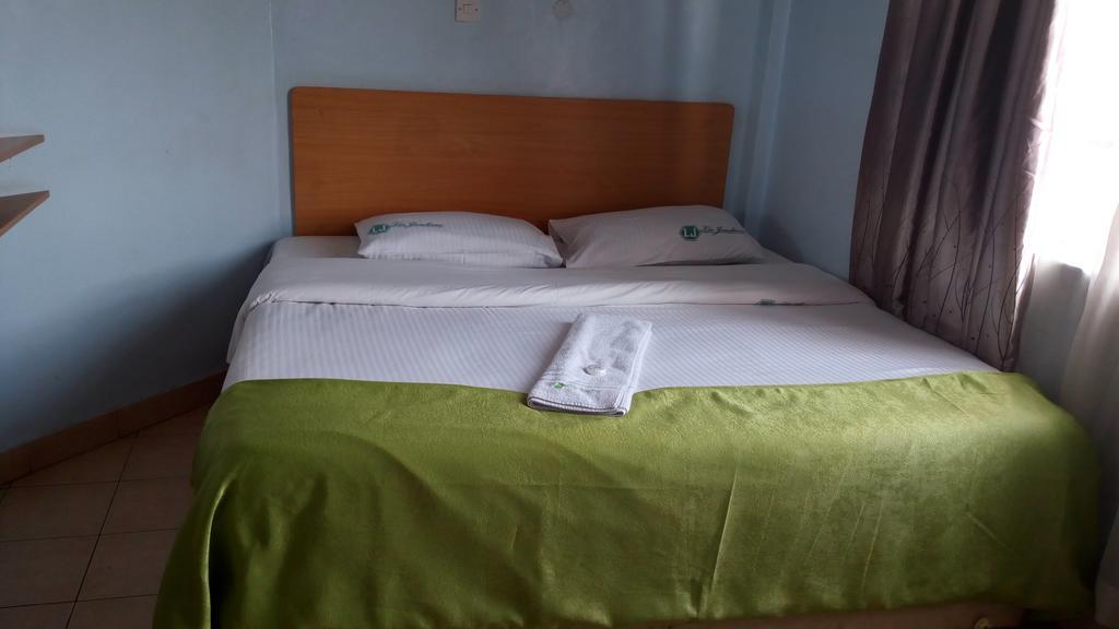 Bed and Breakfast La Jardine à Nairobi Extérieur photo