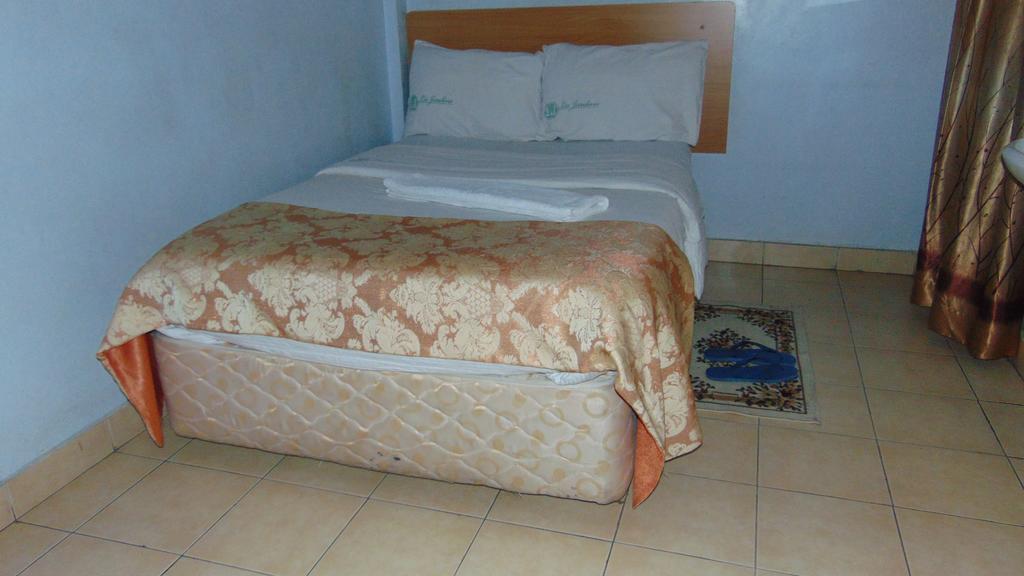 Bed and Breakfast La Jardine à Nairobi Extérieur photo